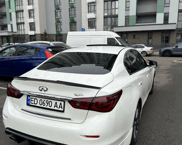 Білий Інфініті Q50, об'ємом двигуна 3 л та пробігом 79 тис. км за 13900 $, фото 4 на Automoto.ua