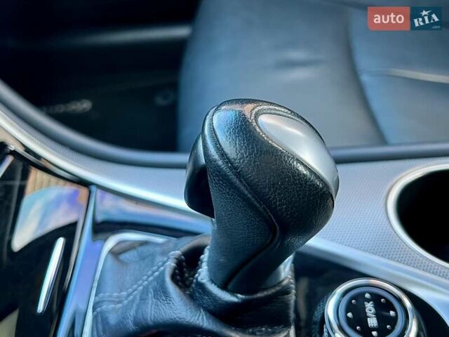 Білий Інфініті Q50, об'ємом двигуна 2.14 л та пробігом 69 тис. км за 17300 $, фото 34 на Automoto.ua