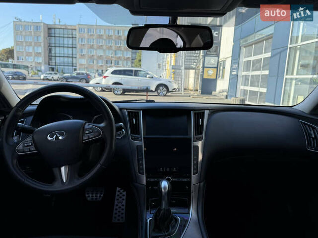 Белый Инфинити Q50, объемом двигателя 2.14 л и пробегом 63 тыс. км за 18200 $, фото 27 на Automoto.ua