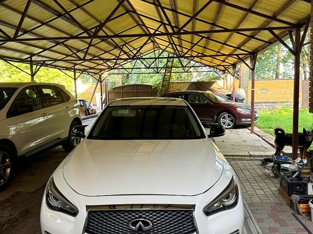 Білий Інфініті Q50, об'ємом двигуна 3 л та пробігом 140 тис. км за 16500 $, фото 4 на Automoto.ua