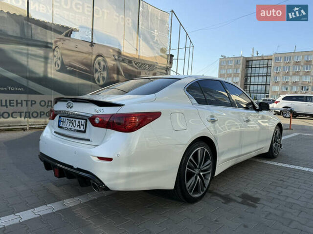 Белый Инфинити Q50, объемом двигателя 2.14 л и пробегом 63 тыс. км за 18200 $, фото 7 на Automoto.ua