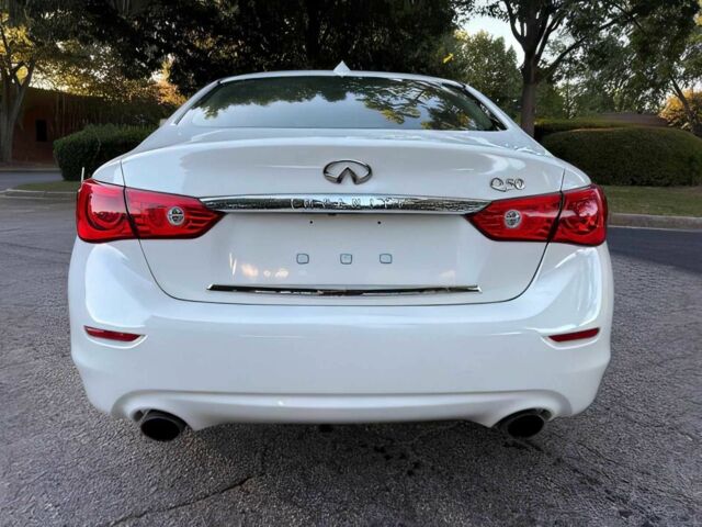 Білий Інфініті Q50, об'ємом двигуна 2 л та пробігом 74 тис. км за 6000 $, фото 5 на Automoto.ua