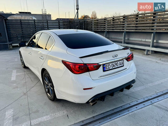 Белый Инфинити Q50, объемом двигателя 3 л и пробегом 79 тыс. км за 15500 $, фото 13 на Automoto.ua