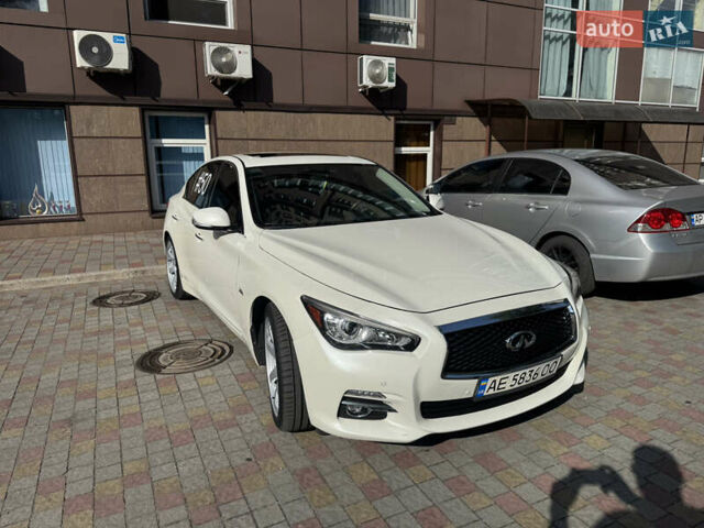 Білий Інфініті Q50, об'ємом двигуна 3 л та пробігом 185 тис. км за 16500 $, фото 4 на Automoto.ua
