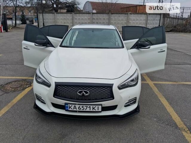 Білий Інфініті Q50, об'ємом двигуна 2.14 л та пробігом 116 тис. км за 16900 $, фото 21 на Automoto.ua