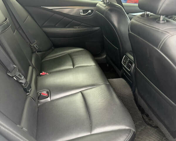 Білий Інфініті Q50, об'ємом двигуна 2.14 л та пробігом 187 тис. км за 15499 $, фото 15 на Automoto.ua