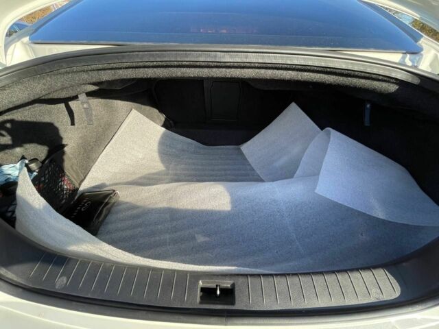 Белый Инфинити Q50, объемом двигателя 3 л и пробегом 82 тыс. км за 15500 $, фото 21 на Automoto.ua