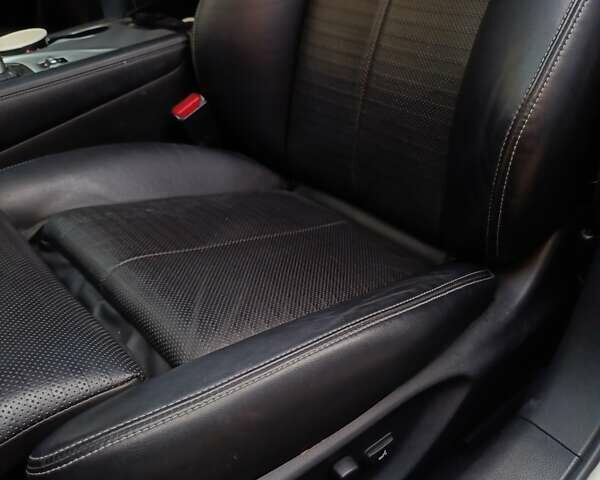 Белый Инфинити Q50, объемом двигателя 3.5 л и пробегом 64 тыс. км за 22999 $, фото 5 на Automoto.ua