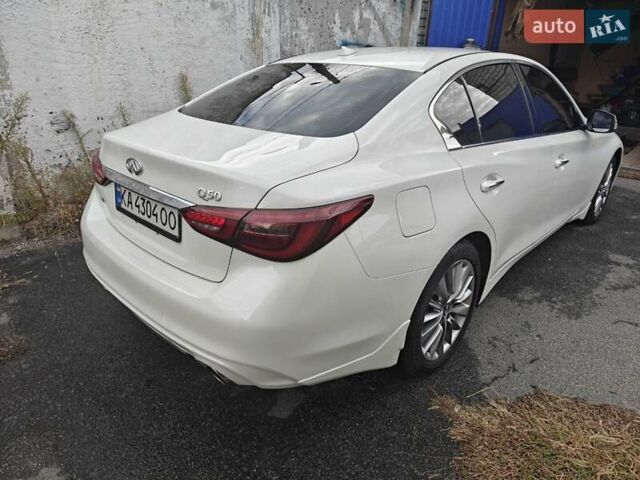 Білий Інфініті Q50, об'ємом двигуна 3 л та пробігом 115 тис. км за 15500 $, фото 7 на Automoto.ua