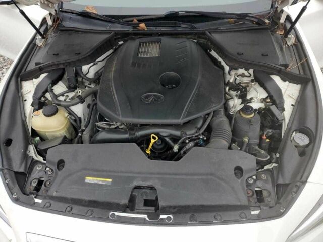 Белый Инфинити Q50, объемом двигателя 2 л и пробегом 148 тыс. км за 2200 $, фото 10 на Automoto.ua