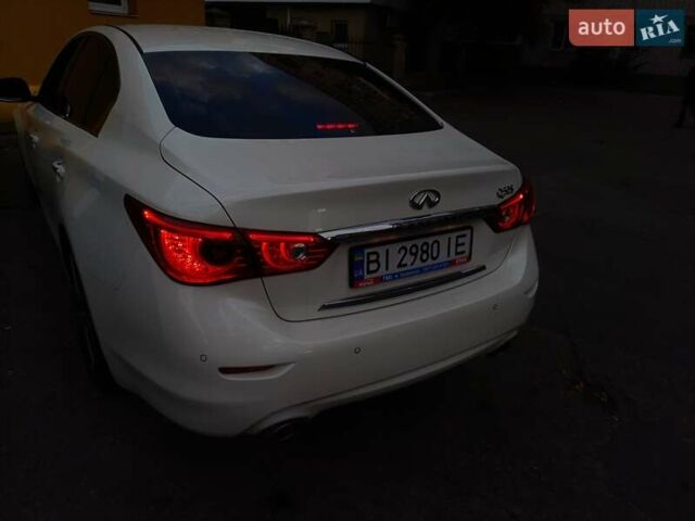 Белый Инфинити Q50, объемом двигателя 3.5 л и пробегом 64 тыс. км за 22999 $, фото 8 на Automoto.ua