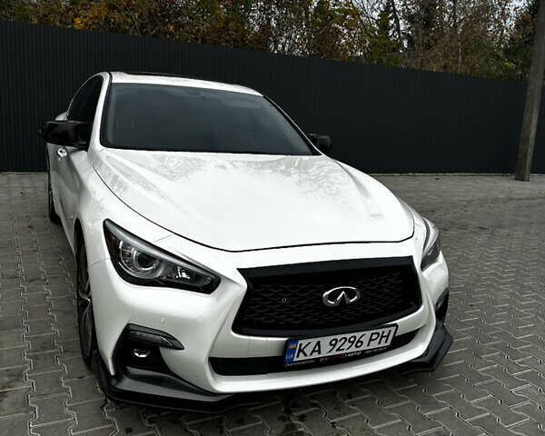 Білий Інфініті Q50, об'ємом двигуна 3 л та пробігом 152 тис. км за 15000 $, фото 27 на Automoto.ua