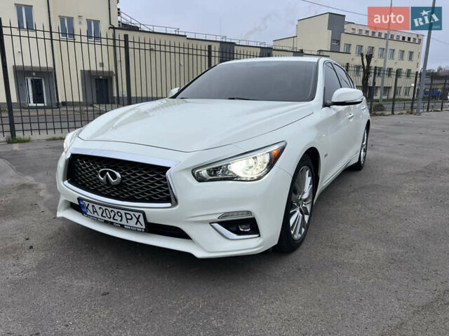 Белый Инфинити Q50, объемом двигателя 3 л и пробегом 144 тыс. км за 14500 $, фото 8 на Automoto.ua
