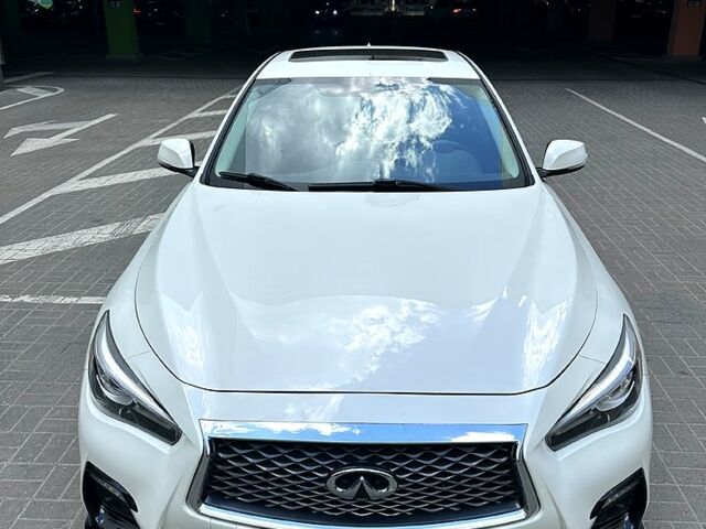Белый Инфинити Q50, объемом двигателя 3 л и пробегом 148 тыс. км за 16500 $, фото 6 на Automoto.ua