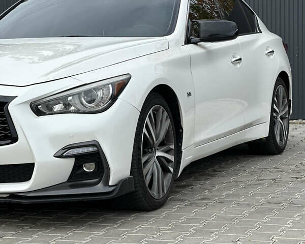 Білий Інфініті Q50, об'ємом двигуна 3 л та пробігом 152 тис. км за 15000 $, фото 2 на Automoto.ua