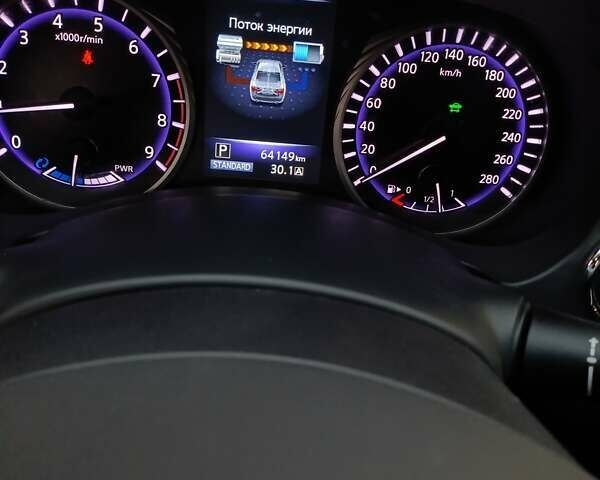 Белый Инфинити Q50, объемом двигателя 3.5 л и пробегом 64 тыс. км за 22999 $, фото 7 на Automoto.ua