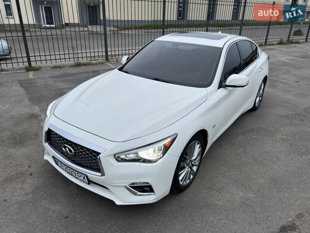 Белый Инфинити Q50, объемом двигателя 3 л и пробегом 144 тыс. км за 15900 $, фото 7 на Automoto.ua