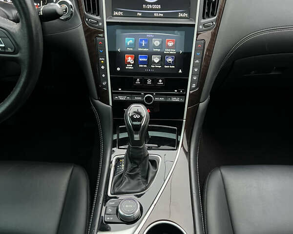 Белый Инфинити Q50, объемом двигателя 3 л и пробегом 144 тыс. км за 15900 $, фото 27 на Automoto.ua