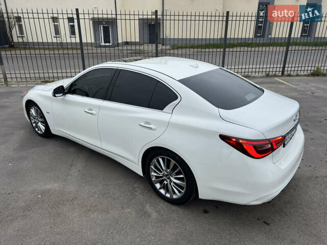 Белый Инфинити Q50, объемом двигателя 3 л и пробегом 144 тыс. км за 15900 $, фото 8 на Automoto.ua