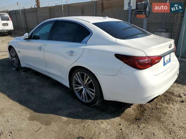 Белый Инфинити Q50, объемом двигателя 0 л и пробегом 104 тыс. км за 3100 $, фото 1 на Automoto.ua