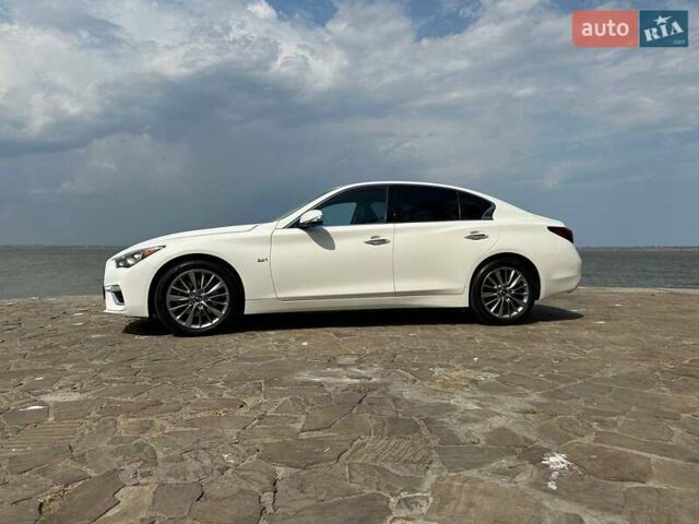 Белый Инфинити Q50, объемом двигателя 3 л и пробегом 103 тыс. км за 18333 $, фото 16 на Automoto.ua