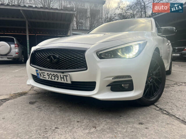 Білий Інфініті Q50, об'ємом двигуна 3 л та пробігом 141 тис. км за 13300 $, фото 40 на Automoto.ua