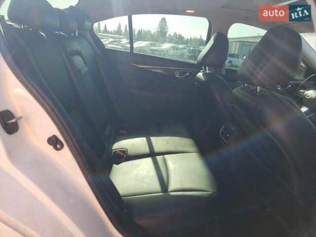 Белый Инфинити Q50, объемом двигателя 3 л и пробегом 86 тыс. км за 2750 $, фото 9 на Automoto.ua