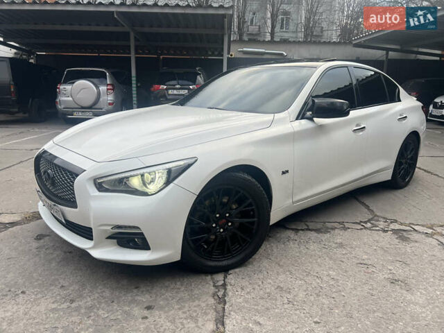 Білий Інфініті Q50, об'ємом двигуна 3 л та пробігом 141 тис. км за 13300 $, фото 38 на Automoto.ua