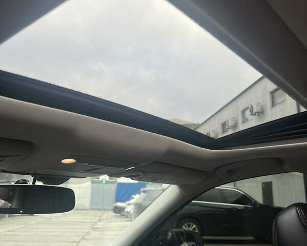 Білий Інфініті Q50, об'ємом двигуна 3 л та пробігом 141 тис. км за 13300 $, фото 25 на Automoto.ua