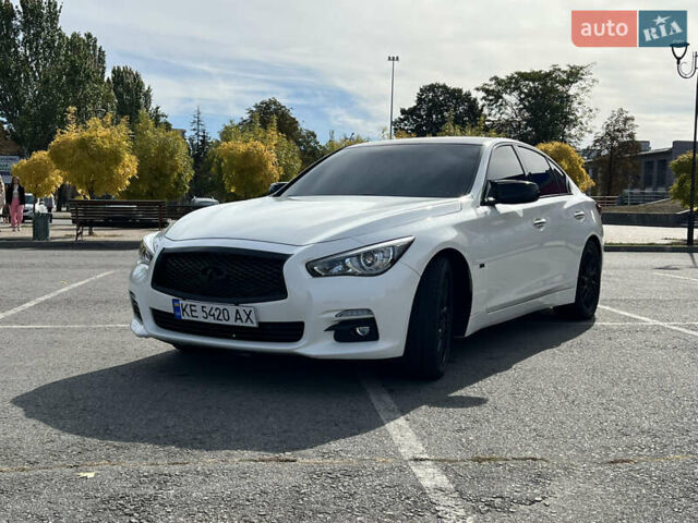 Білий Інфініті Q50, об'ємом двигуна 3 л та пробігом 140 тис. км за 15800 $, фото 10 на Automoto.ua