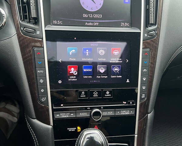 Білий Інфініті Q50, об'ємом двигуна 3 л та пробігом 141 тис. км за 13300 $, фото 46 на Automoto.ua