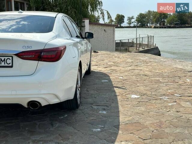 Белый Инфинити Q50, объемом двигателя 3 л и пробегом 103 тыс. км за 18333 $, фото 11 на Automoto.ua