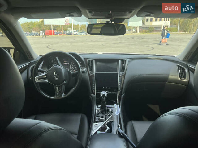 Білий Інфініті Q50, об'ємом двигуна 3 л та пробігом 140 тис. км за 15800 $, фото 12 на Automoto.ua