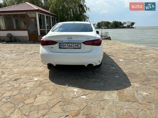 Белый Инфинити Q50, объемом двигателя 3 л и пробегом 103 тыс. км за 18333 $, фото 10 на Automoto.ua