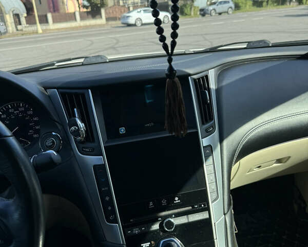 Белый Инфинити Q50, объемом двигателя 3 л и пробегом 87 тыс. км за 19700 $, фото 14 на Automoto.ua