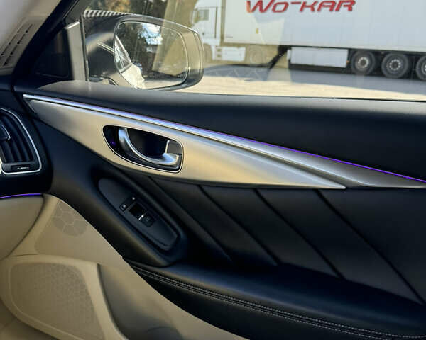 Белый Инфинити Q50, объемом двигателя 3 л и пробегом 87 тыс. км за 19700 $, фото 13 на Automoto.ua