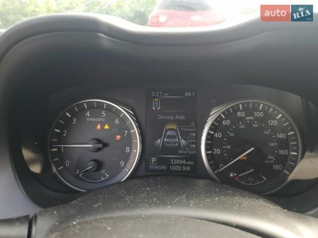 Білий Інфініті Q50, об'ємом двигуна 3 л та пробігом 32 тис. км за 3700 $, фото 8 на Automoto.ua