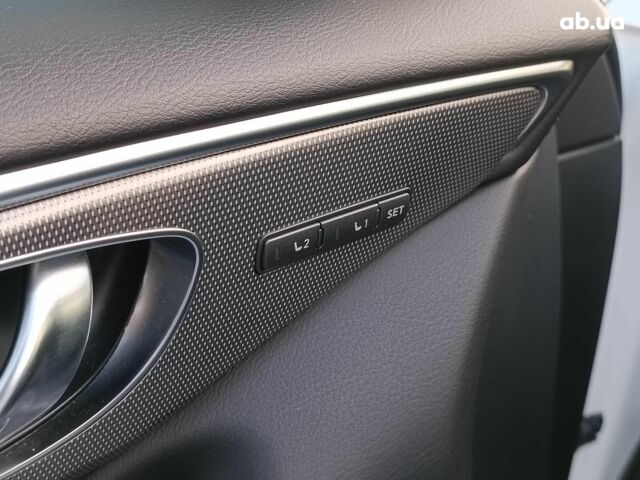 Белый Инфинити Q50, объемом двигателя 3 л и пробегом 71 тыс. км за 19490 $, фото 14 на Automoto.ua