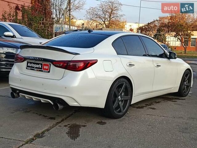 Белый Инфинити Q50, объемом двигателя 3 л и пробегом 71 тыс. км за 19490 $, фото 5 на Automoto.ua