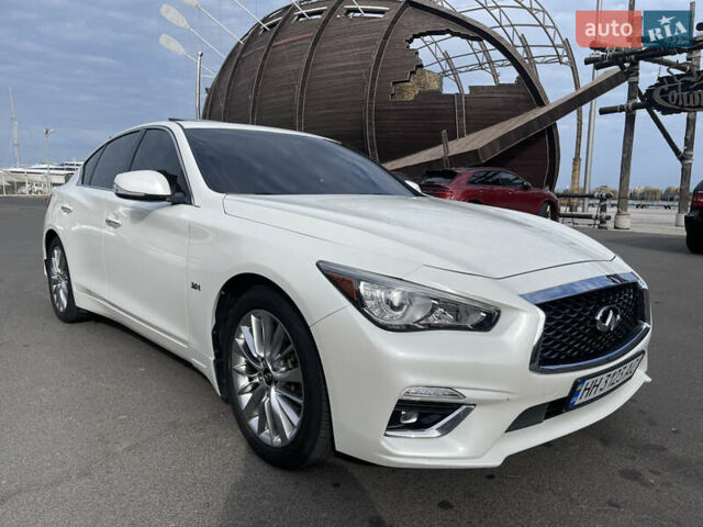 Білий Інфініті Q50, об'ємом двигуна 3 л та пробігом 70 тис. км за 20500 $, фото 5 на Automoto.ua