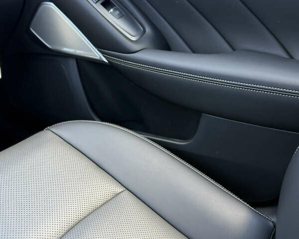 Белый Инфинити Q50, объемом двигателя 3 л и пробегом 1 тыс. км за 24500 $, фото 40 на Automoto.ua