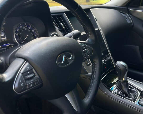 Чорний Інфініті Q50, об'ємом двигуна 3.7 л та пробігом 137 тис. км за 14000 $, фото 24 на Automoto.ua