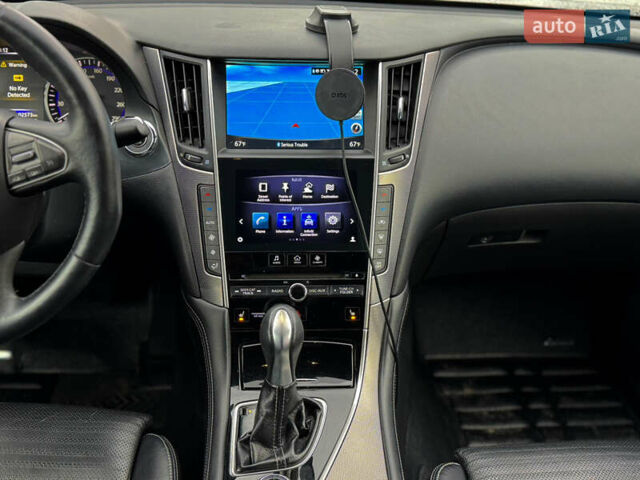 Черный Инфинити Q50, объемом двигателя 3.7 л и пробегом 202 тыс. км за 14000 $, фото 16 на Automoto.ua