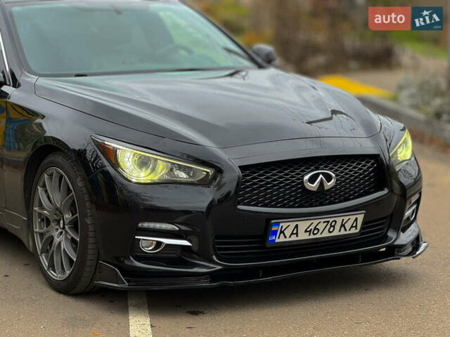 Черный Инфинити Q50, объемом двигателя 3.7 л и пробегом 202 тыс. км за 14000 $, фото 1 на Automoto.ua