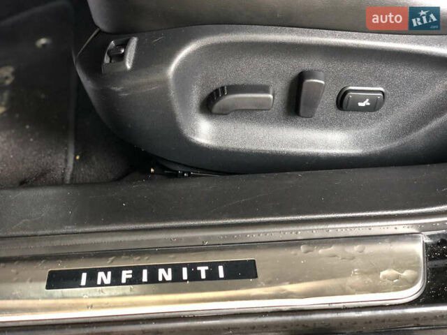 Черный Инфинити Q50, объемом двигателя 3.5 л и пробегом 214 тыс. км за 13500 $, фото 4 на Automoto.ua