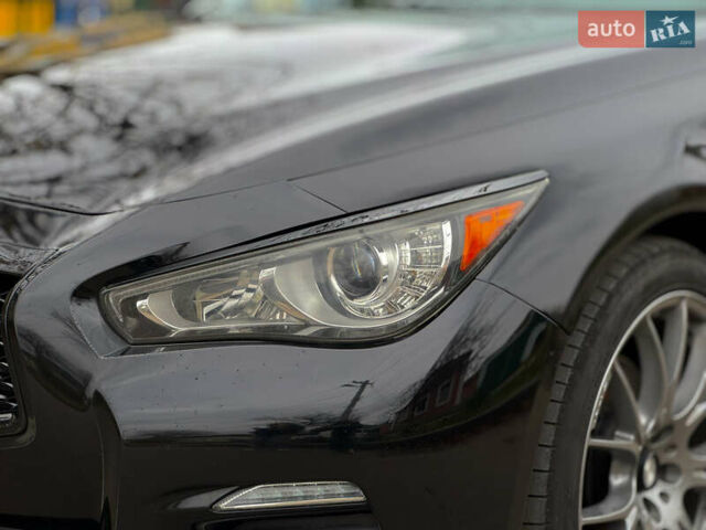 Черный Инфинити Q50, объемом двигателя 3.7 л и пробегом 202 тыс. км за 14000 $, фото 4 на Automoto.ua