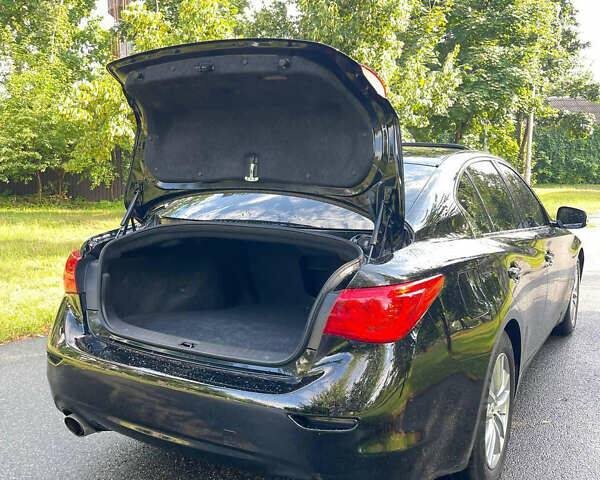 Чорний Інфініті Q50, об'ємом двигуна 3.7 л та пробігом 137 тис. км за 14000 $, фото 10 на Automoto.ua