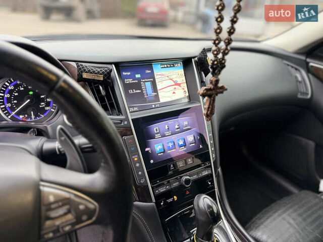 Чорний Інфініті Q50, об'ємом двигуна 3.5 л та пробігом 261 тис. км за 14300 $, фото 16 на Automoto.ua