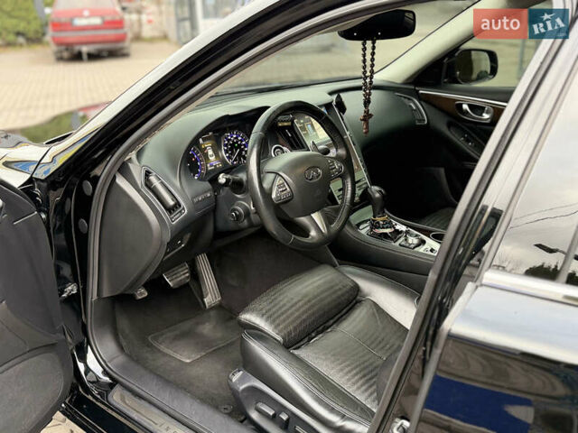 Чорний Інфініті Q50, об'ємом двигуна 3.5 л та пробігом 261 тис. км за 14300 $, фото 15 на Automoto.ua