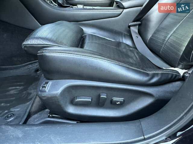 Черный Инфинити Q50, объемом двигателя 1.99 л и пробегом 206 тыс. км за 15500 $, фото 19 на Automoto.ua